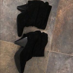 Black Steve Madden suede shoes
